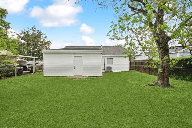 $149,900 | 165 Rosalie Drive, Avondale, LA 70094