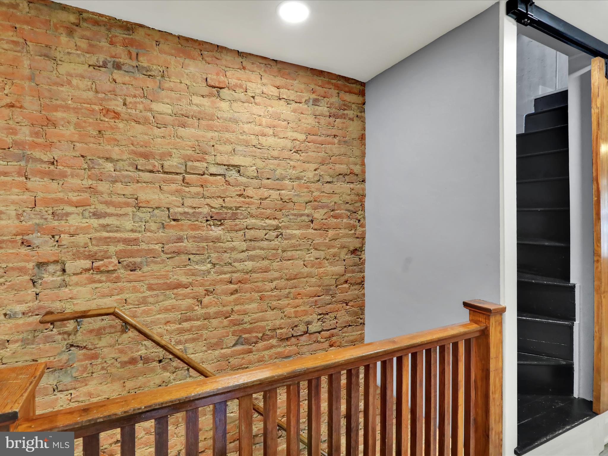 618 High Street Lancaster, PA 17603 - Photo 17 of 35 360_9071