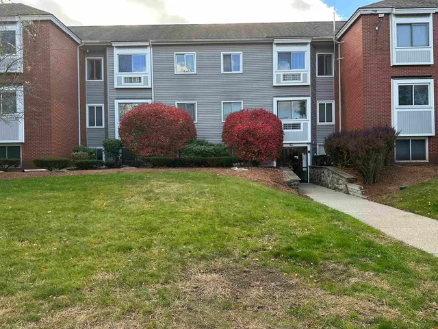 $2,000 | 113 Cluff Crossing Road, Unit 11, Salem, NH 03079