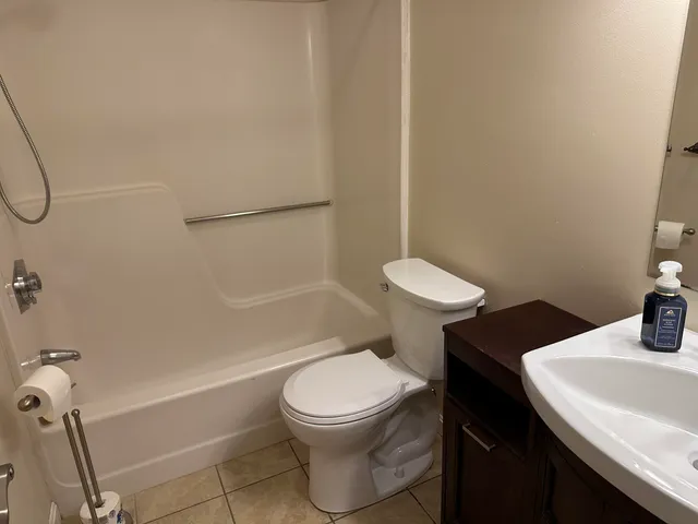 $2,000 | 113 Cluff Crossing Road, Unit 11, Salem, NH 03079