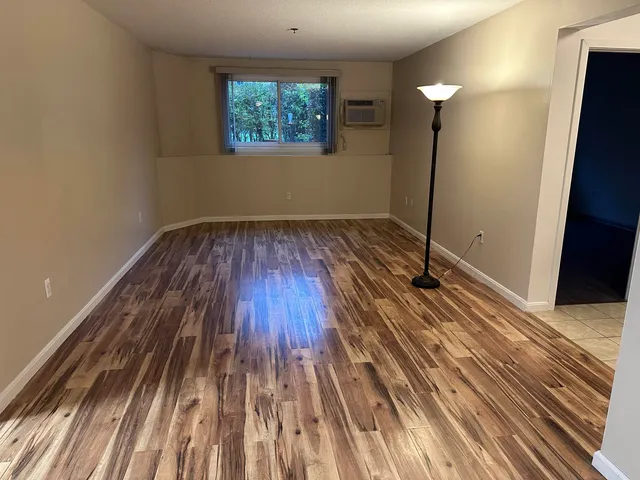 $2,000 | 113 Cluff Crossing Road, Unit 11, Salem, NH 03079