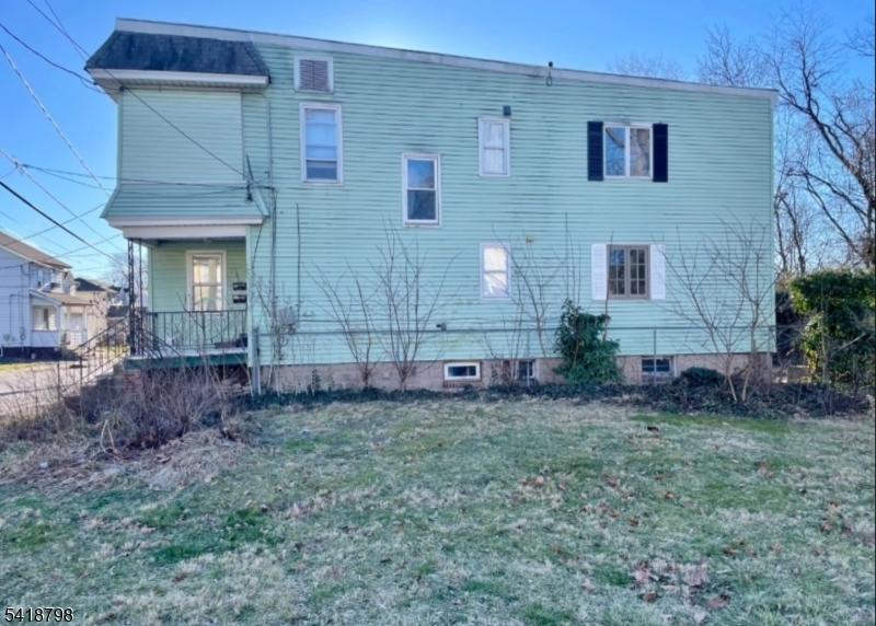 150 Atlanta Avenue Union, NJ 07088 - Photo 23 of 26 a view of front of a house with a yard