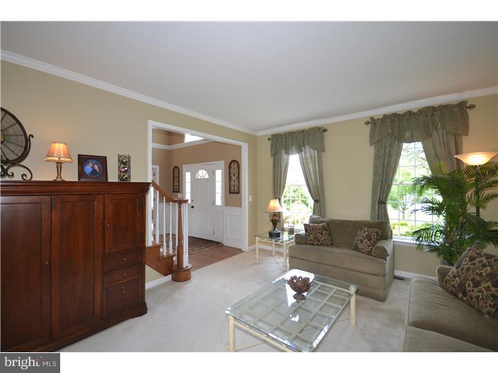 189 Fairway Road Ambler, PA 19002 - Photo 3 of 25 Living Room