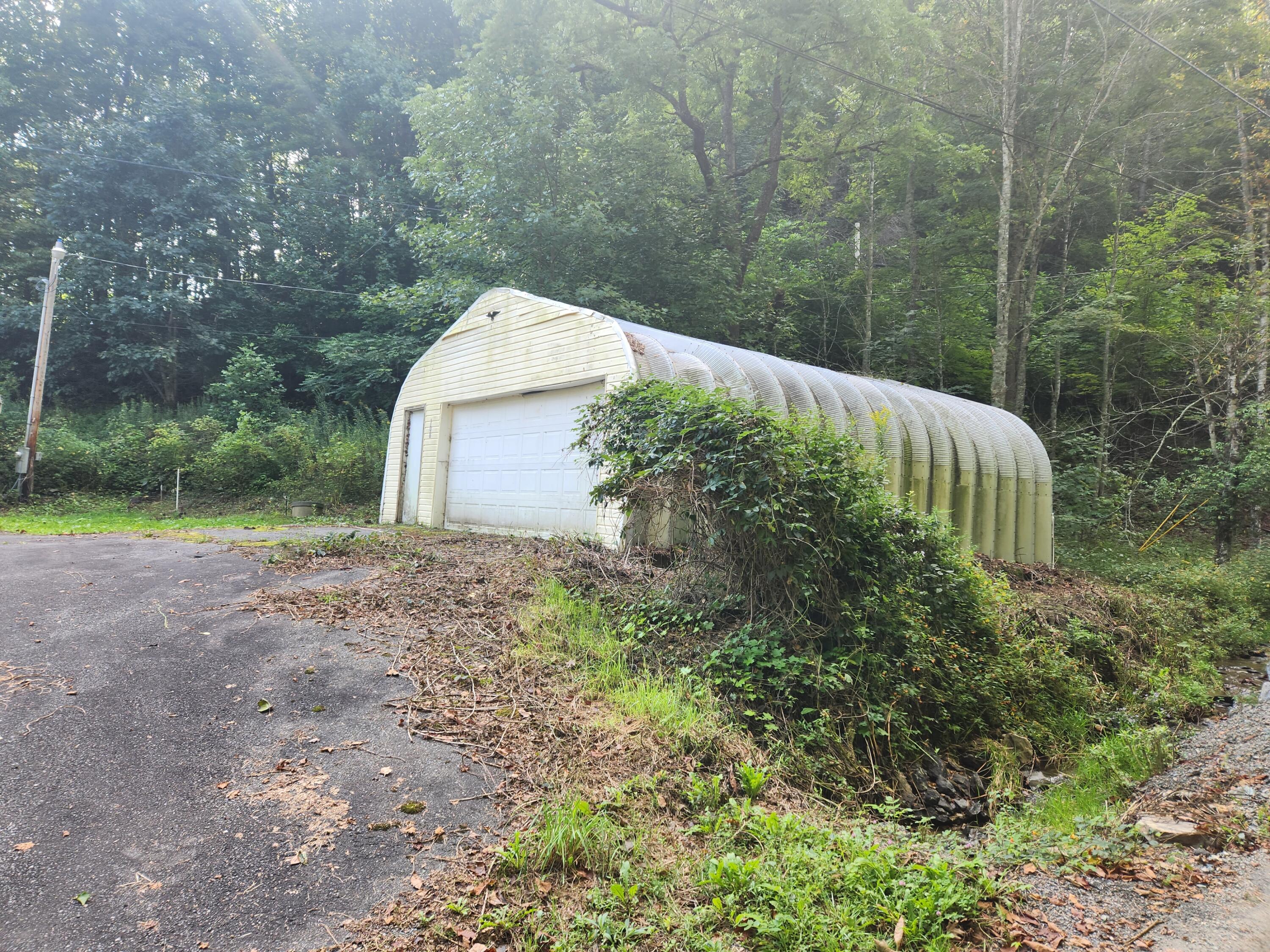 108 Lane Miller Road Trade, TN 37691 - Photo 5 of 17 20230915_100712