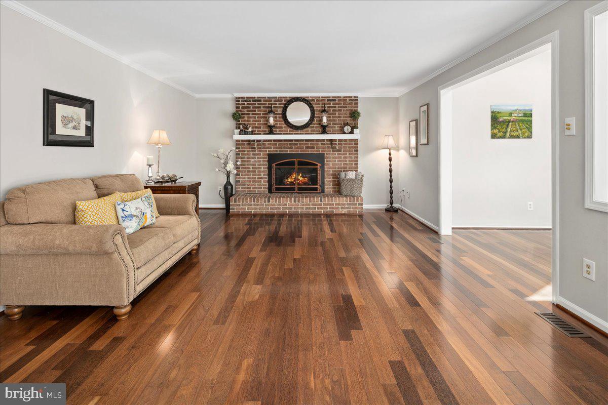 8218 Rushing Creek Drive Springfield, VA 22153 - Photo 28 of 94 Gallery Image 28
