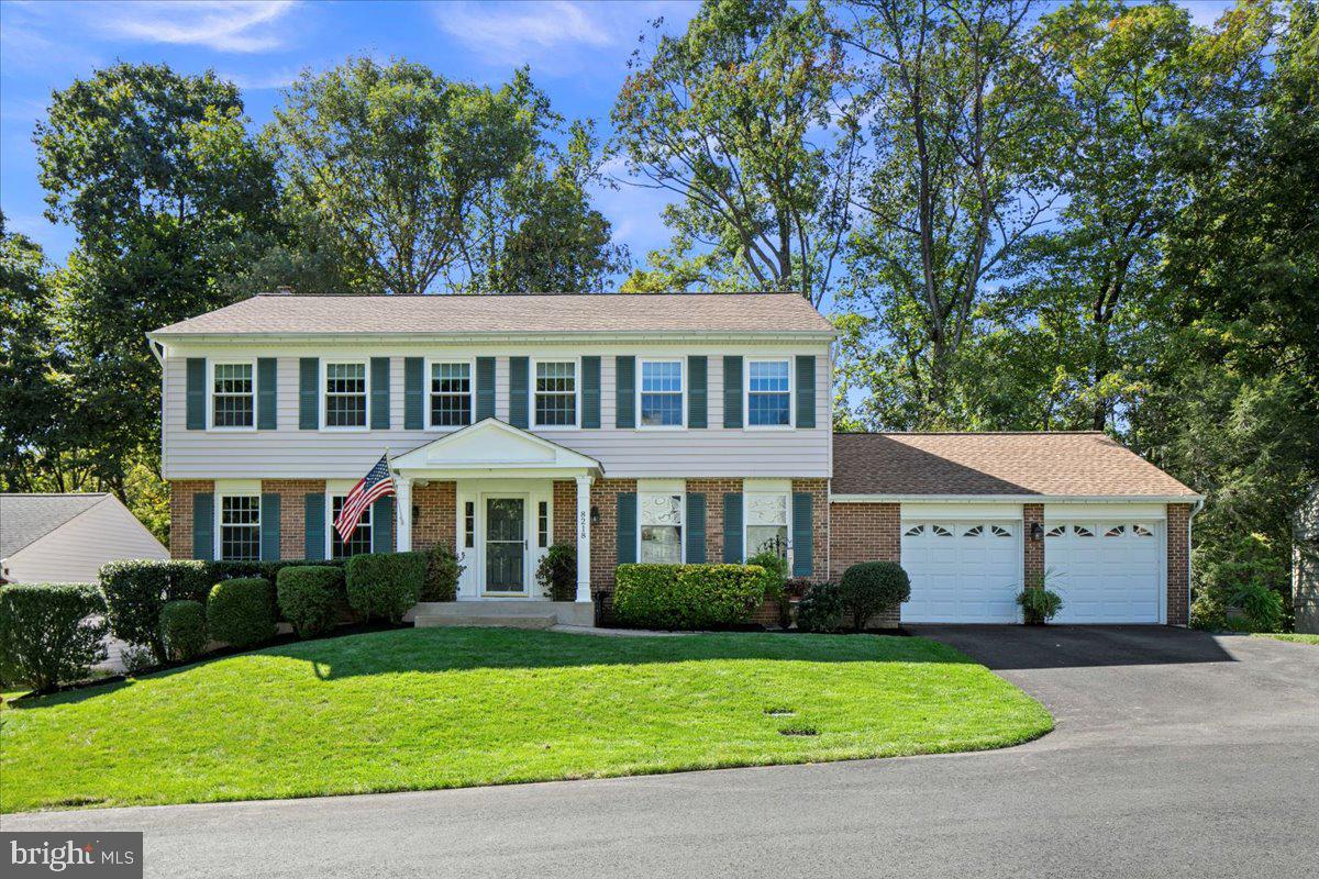 8218 Rushing Creek Drive Springfield, VA 22153 - Photo 3 of 94 Gallery Image 3