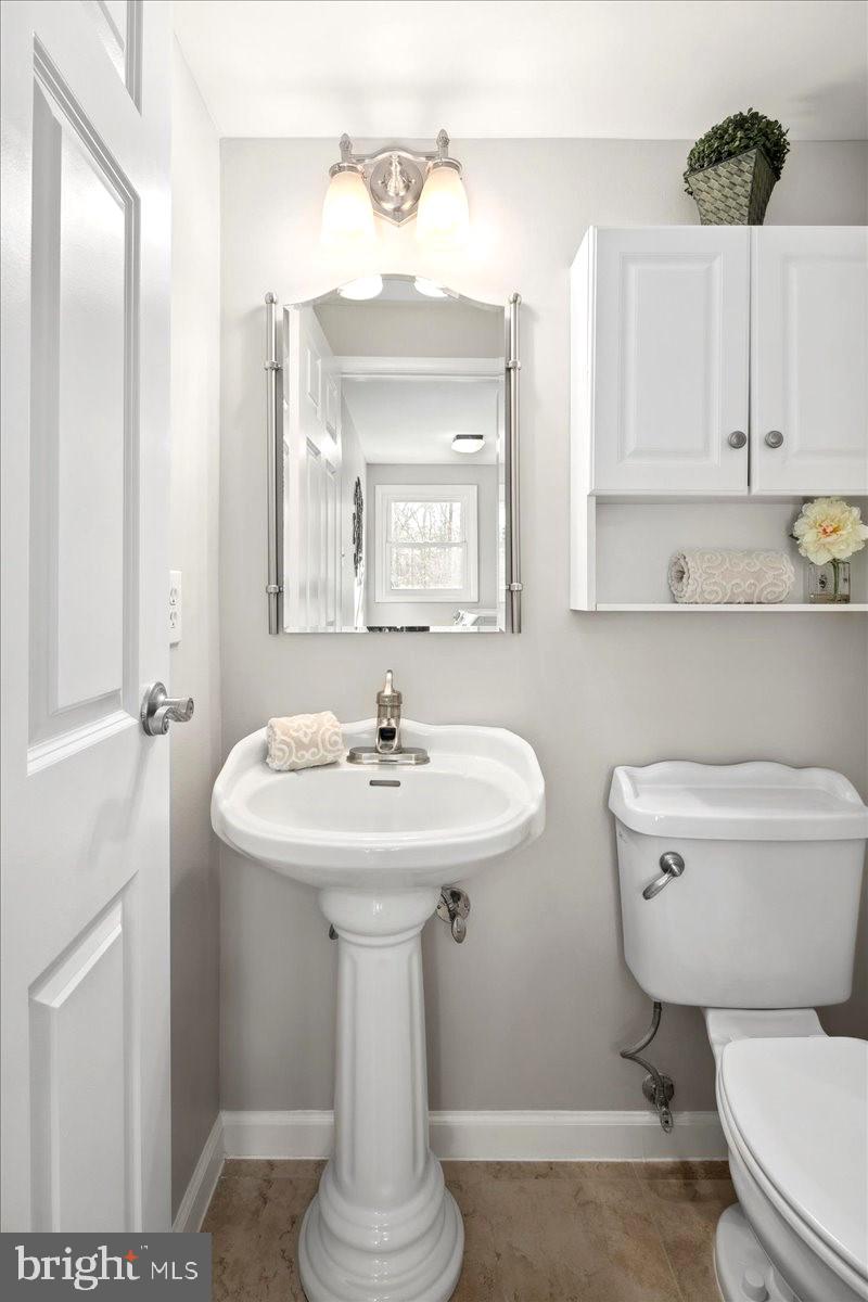 8218 Rushing Creek Drive Springfield, VA 22153 - Photo 37 of 94 Gallery Image 37