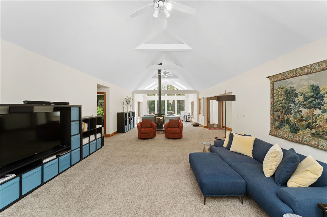 336 Switch Road Richmond, RI 02832 - Photo 12 of 50