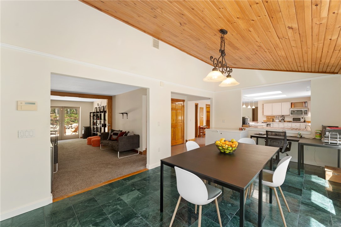 336 Switch Road Richmond, RI 02832 - Photo 21 of 50