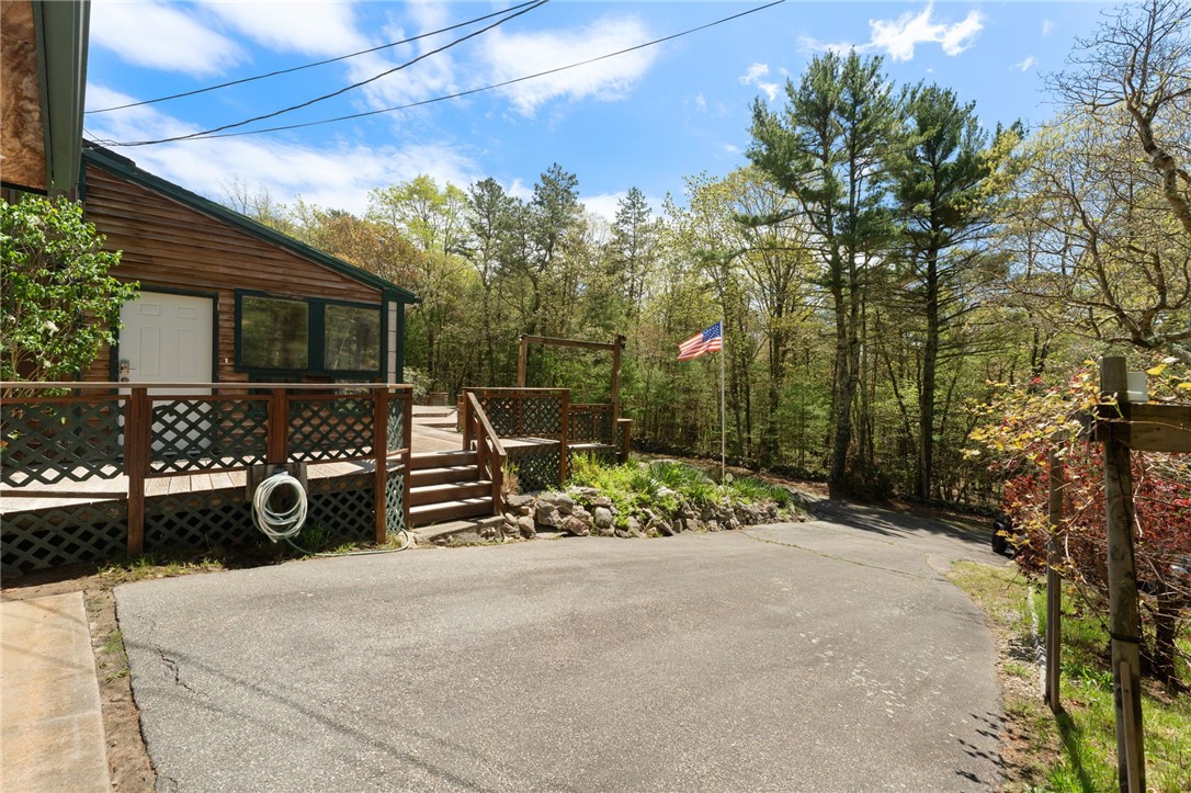 336 Switch Road Richmond, RI 02832 - Photo 3 of 50