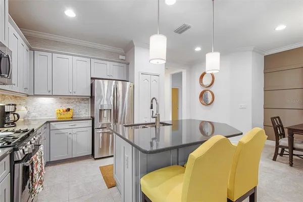 $2,450 | 13625 Circa Crossing Drive, Lithia, FL 33547