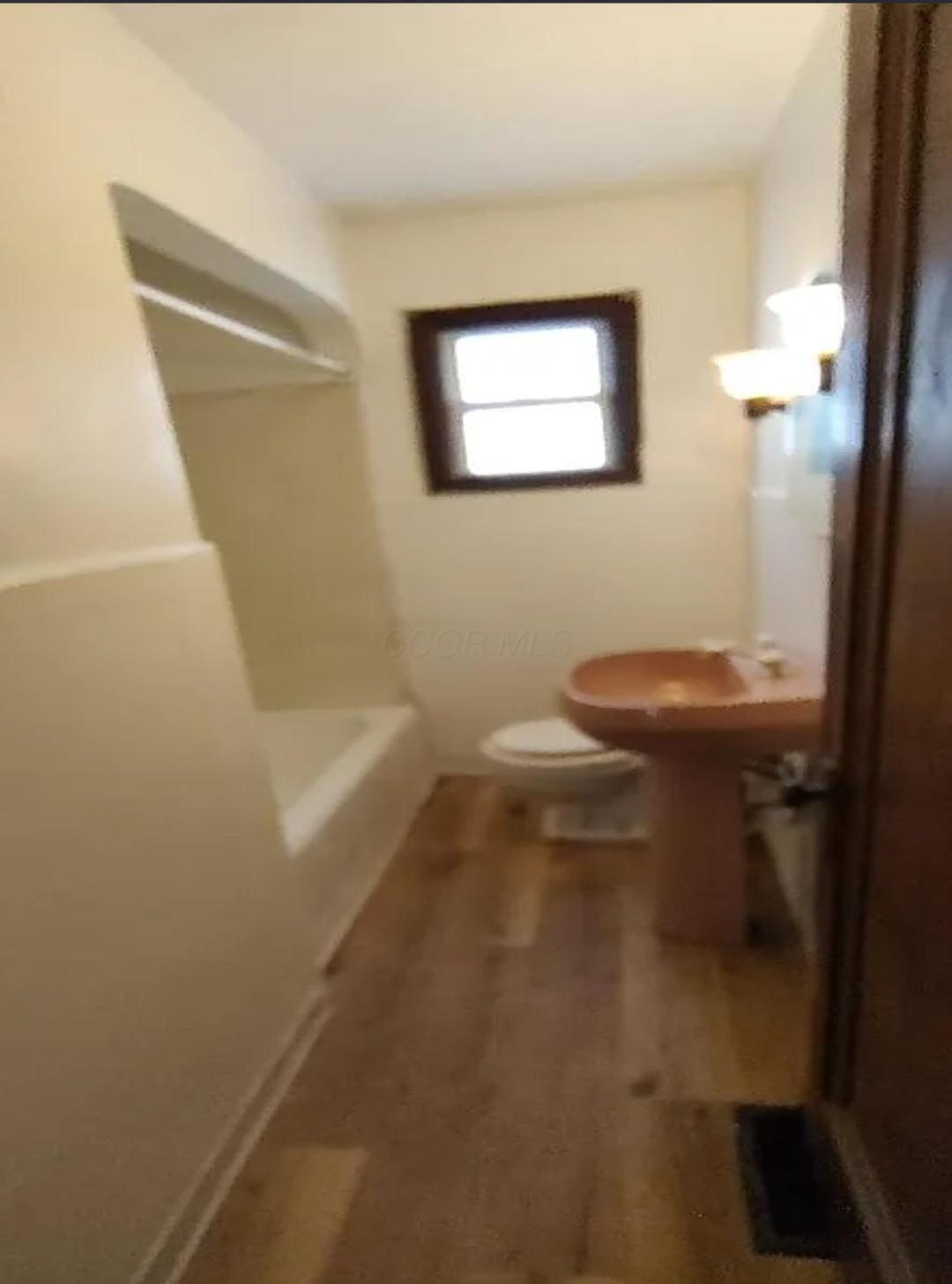 269 Morse Road Columbus, OH 43214 - Photo 6 of 12