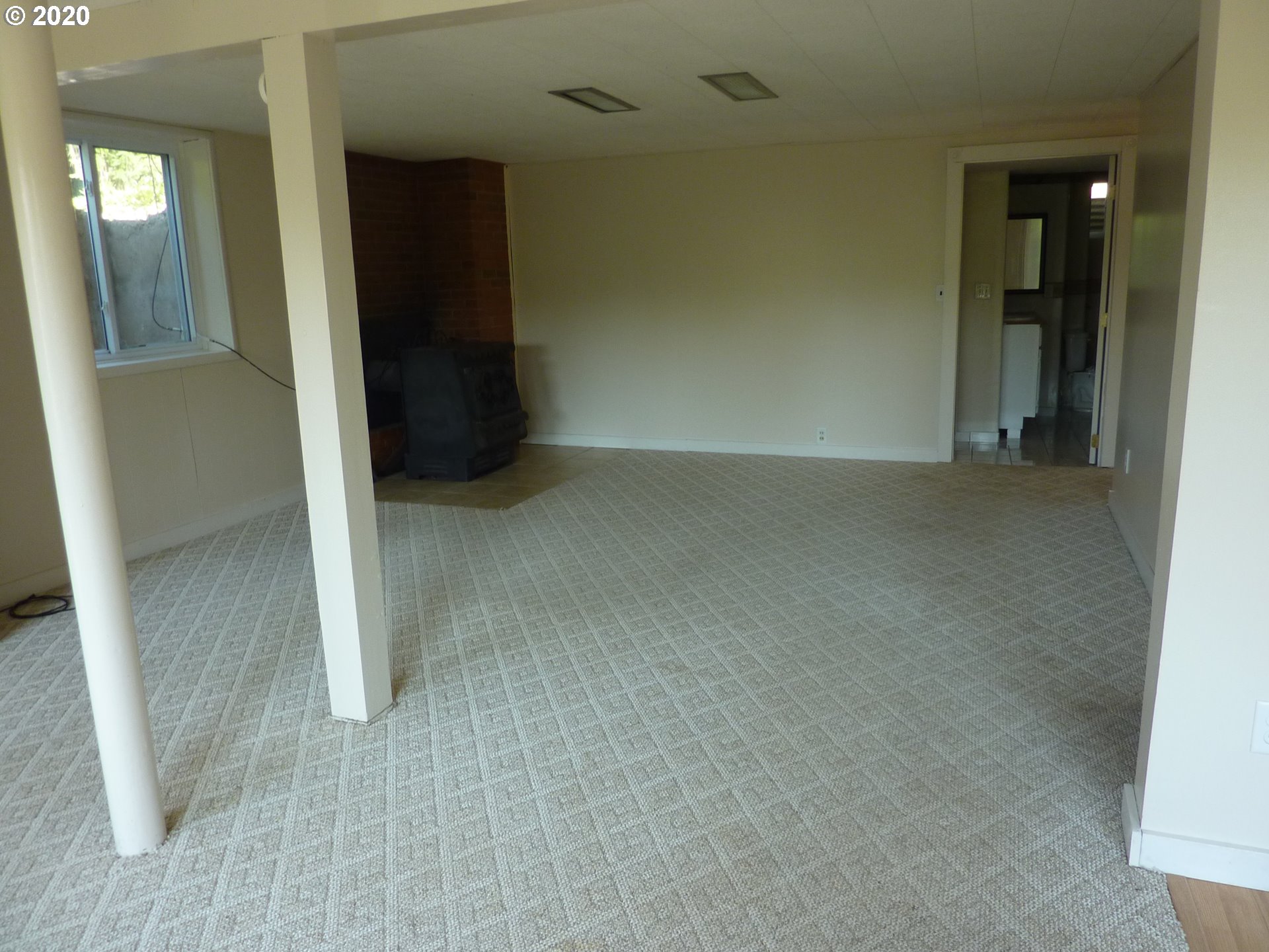 29980 Southeast Lawrence Road Estacada, OR 97023 - Photo 12 of 32 Gallery Image 12