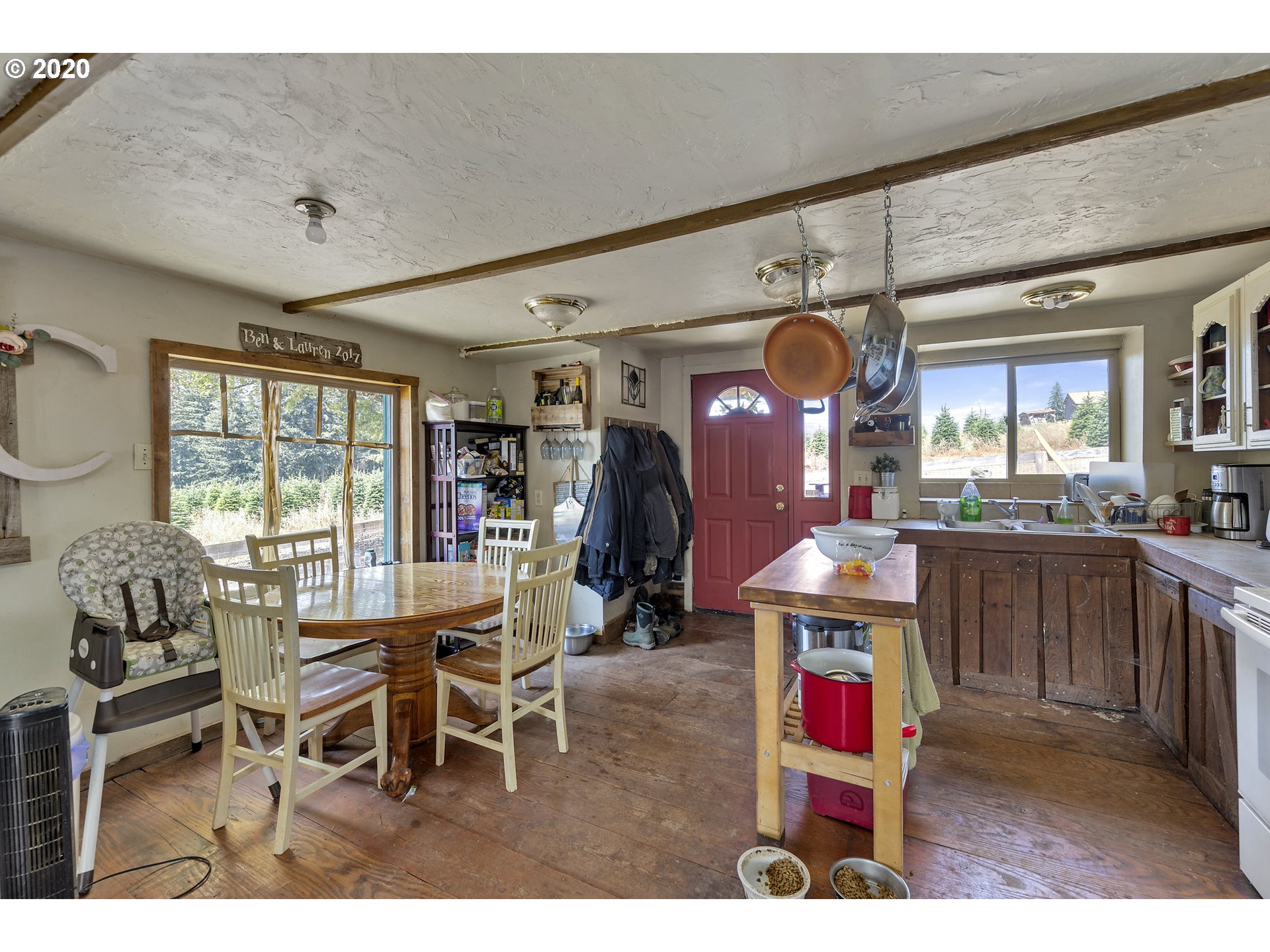 29980 Southeast Lawrence Road Estacada, OR 97023 - Photo 8 of 32 Gallery Image 8