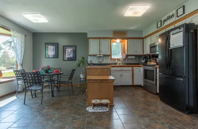 $360,000 | 27996 McGivern Drive, Staples, MN 56479