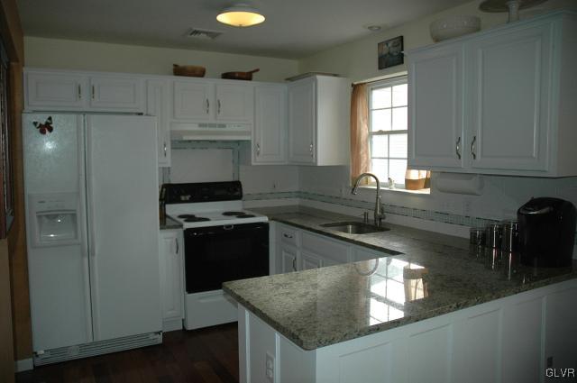 5594 North Coplay Road Whitehall, PA 18052 - Photo 4 of 16 Gallery Image 4
