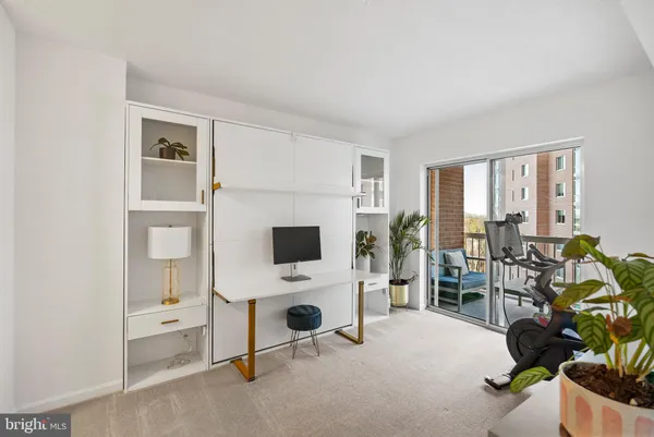 $399,900 | 3101 North Hampton Drive, Unit 1014, Alexandria, VA 22302