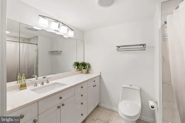 $399,900 | 3101 North Hampton Drive, Unit 1014, Alexandria, VA 22302