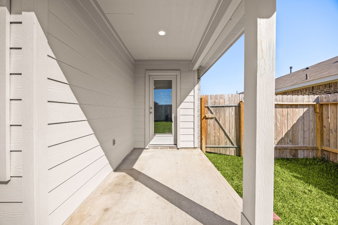 23815 Hilltop Canyon Ln Spring Spring, TX 77373 - Photo 22 of 25