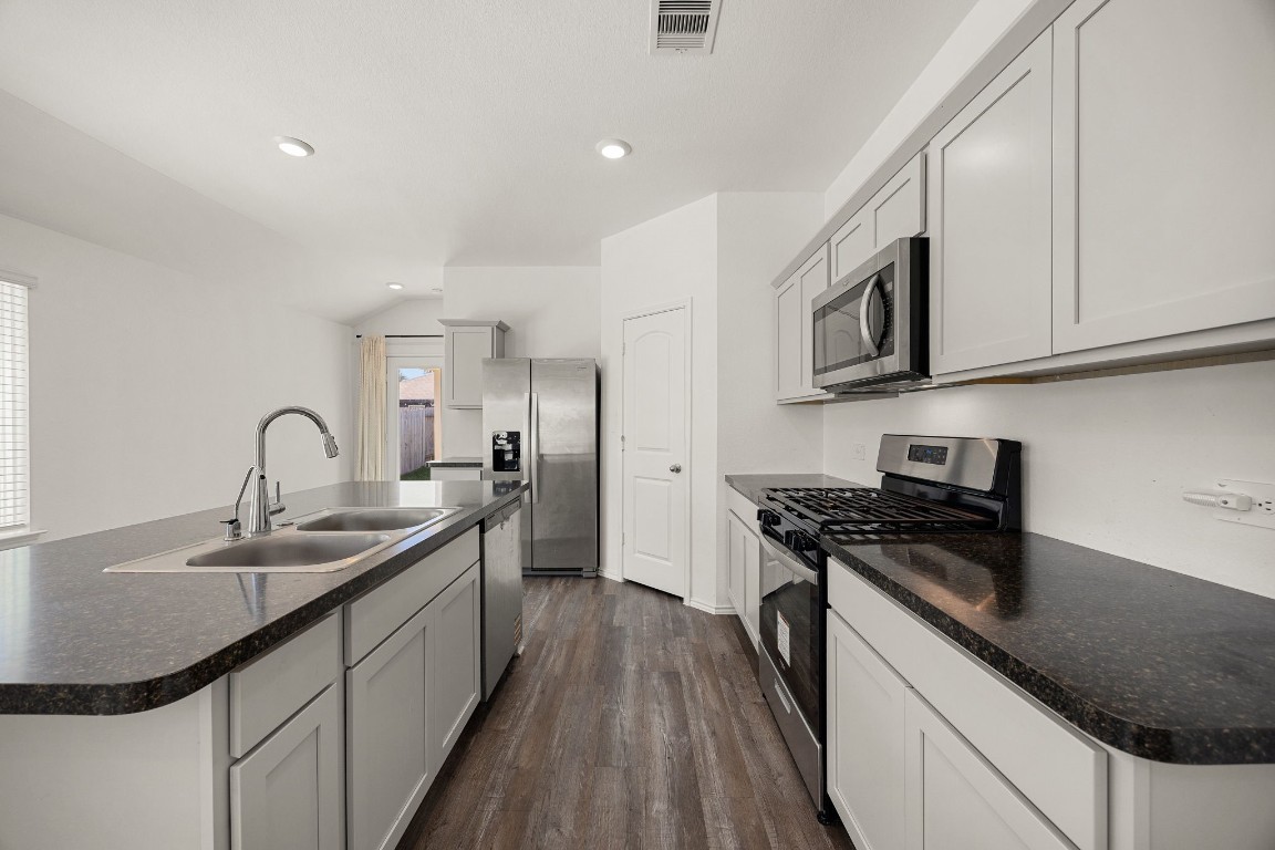 23815 Hilltop Canyon Ln Spring Spring, TX 77373 - Photo 10 of 25