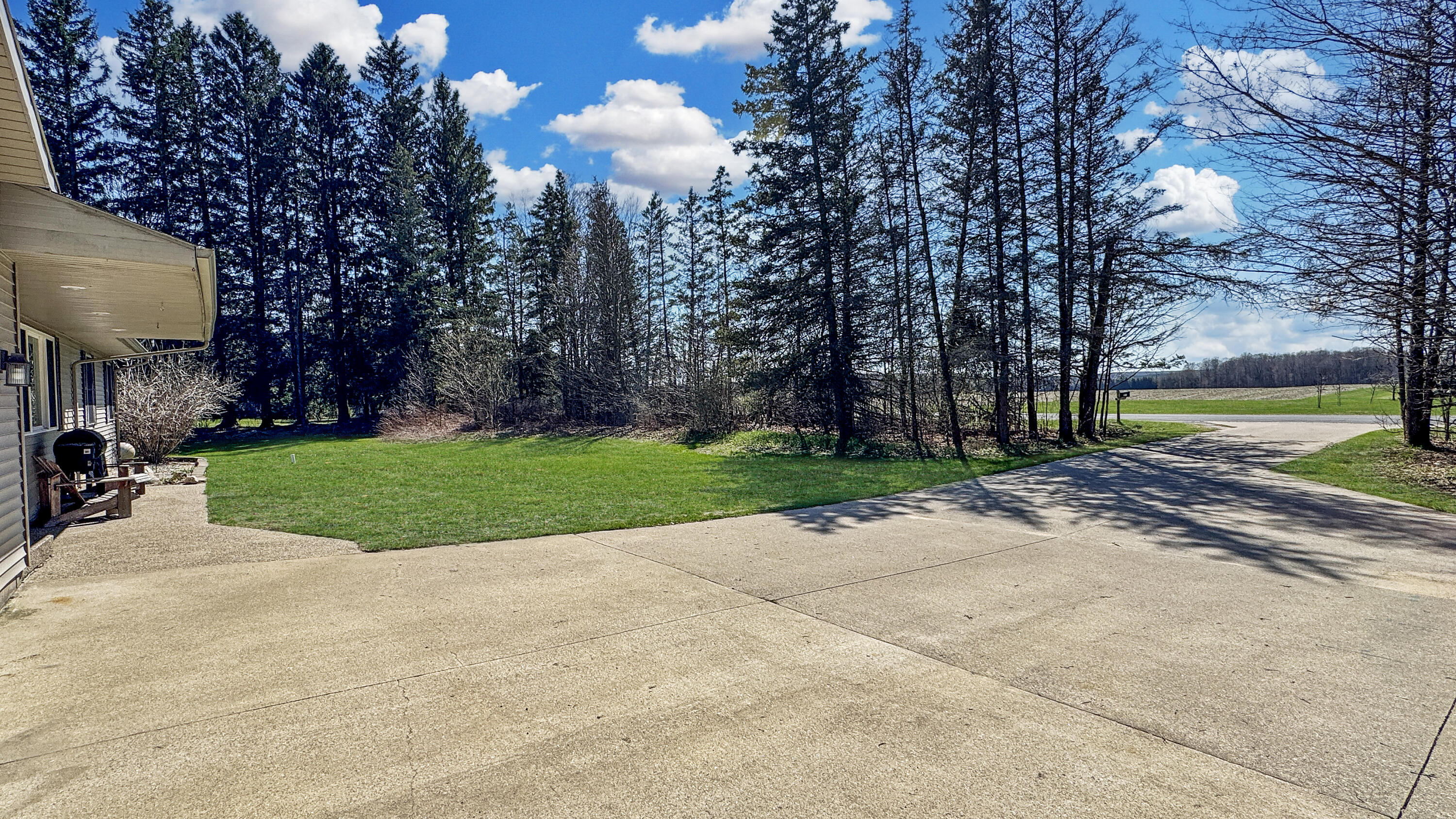 5311 South 25 Road Boon, MI 49618 - Photo 6 of 50 Greg Bosscher (48)