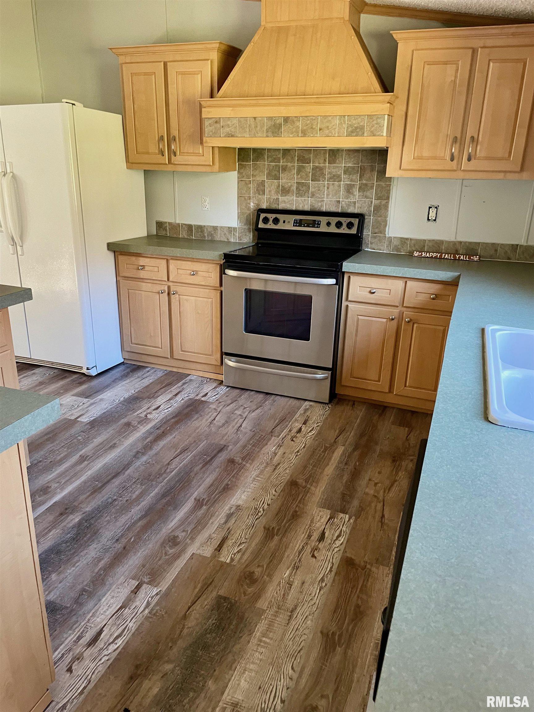 23249 Corinth Road Thompsonville, IL 62890 - Photo 14 of 16