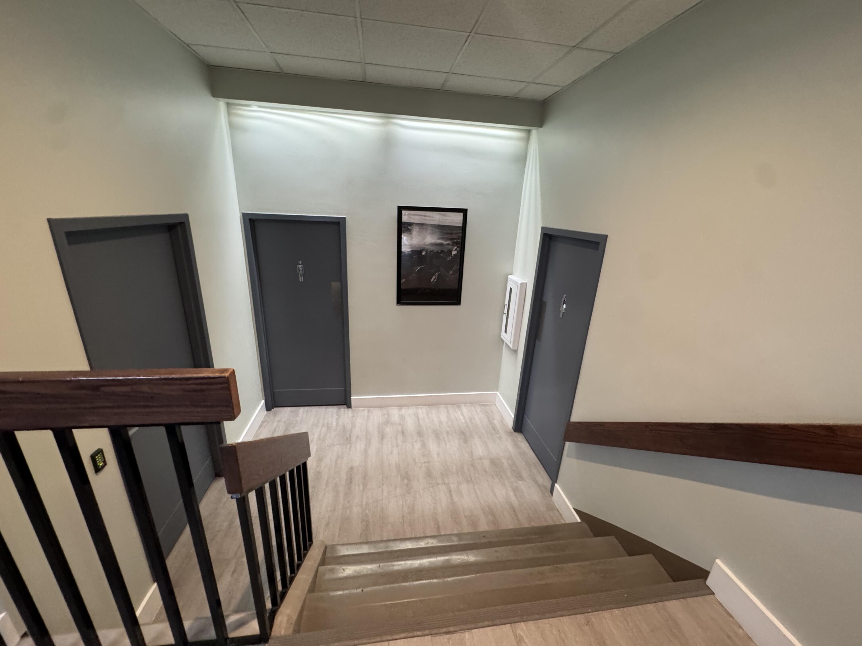 333 Lake Avenue, Unit 806 Racine, WI 53403 - Photo 52 of 62 8G_LST G-Level Stairway to Gym