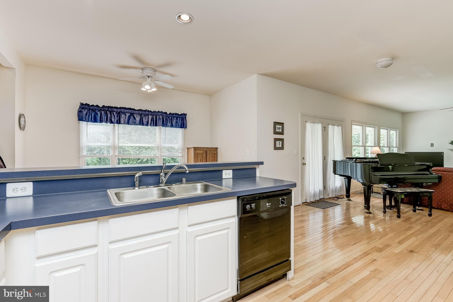 1195 Woods Road Westminster, MD 21158 - Photo 11 of 32 Open Space!