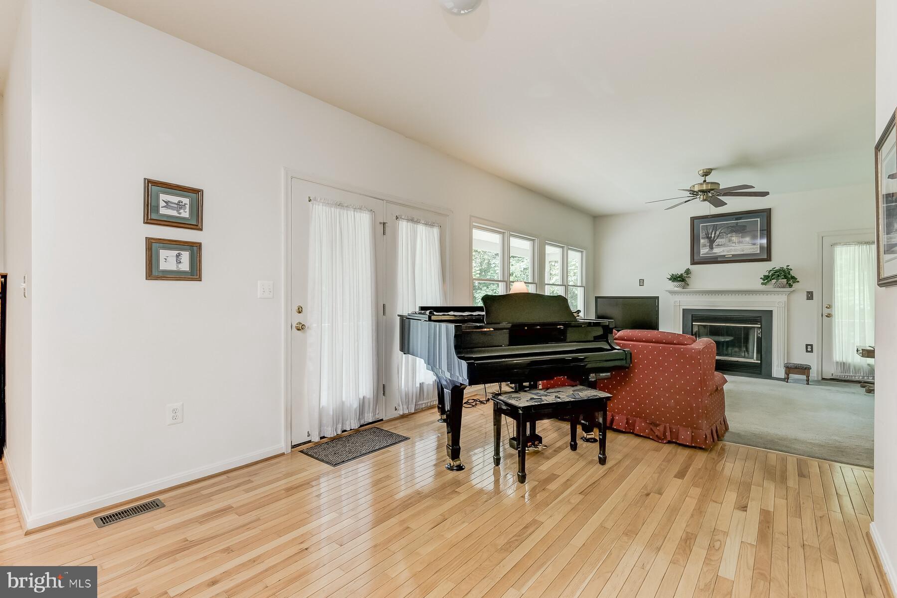 1195 Woods Road Westminster, MD 21158 - Photo 12 of 32 Gleaming hardwoods