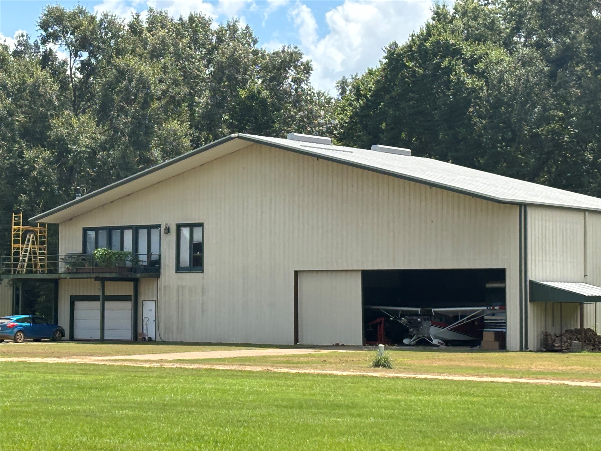 141 Walnut Loop Shepherd, TX 77371 - Photo 38 of 50 Another HangerHouse example-