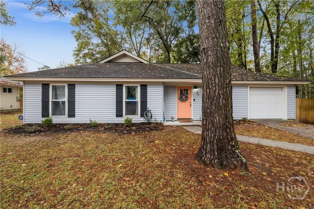 $2,400 | 31 Austin Drive, Savannah, GA 31419