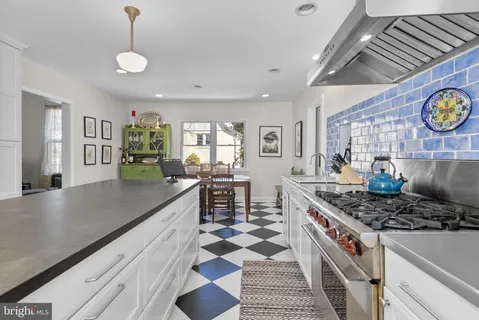 $739,000 | 212 Dearborn Avenue, Silver Spring, MD 20901