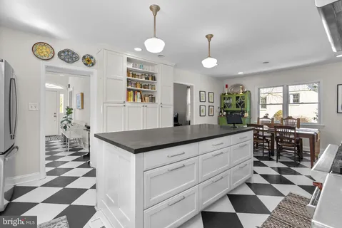 $739,000 | 212 Dearborn Avenue, Silver Spring, MD 20901