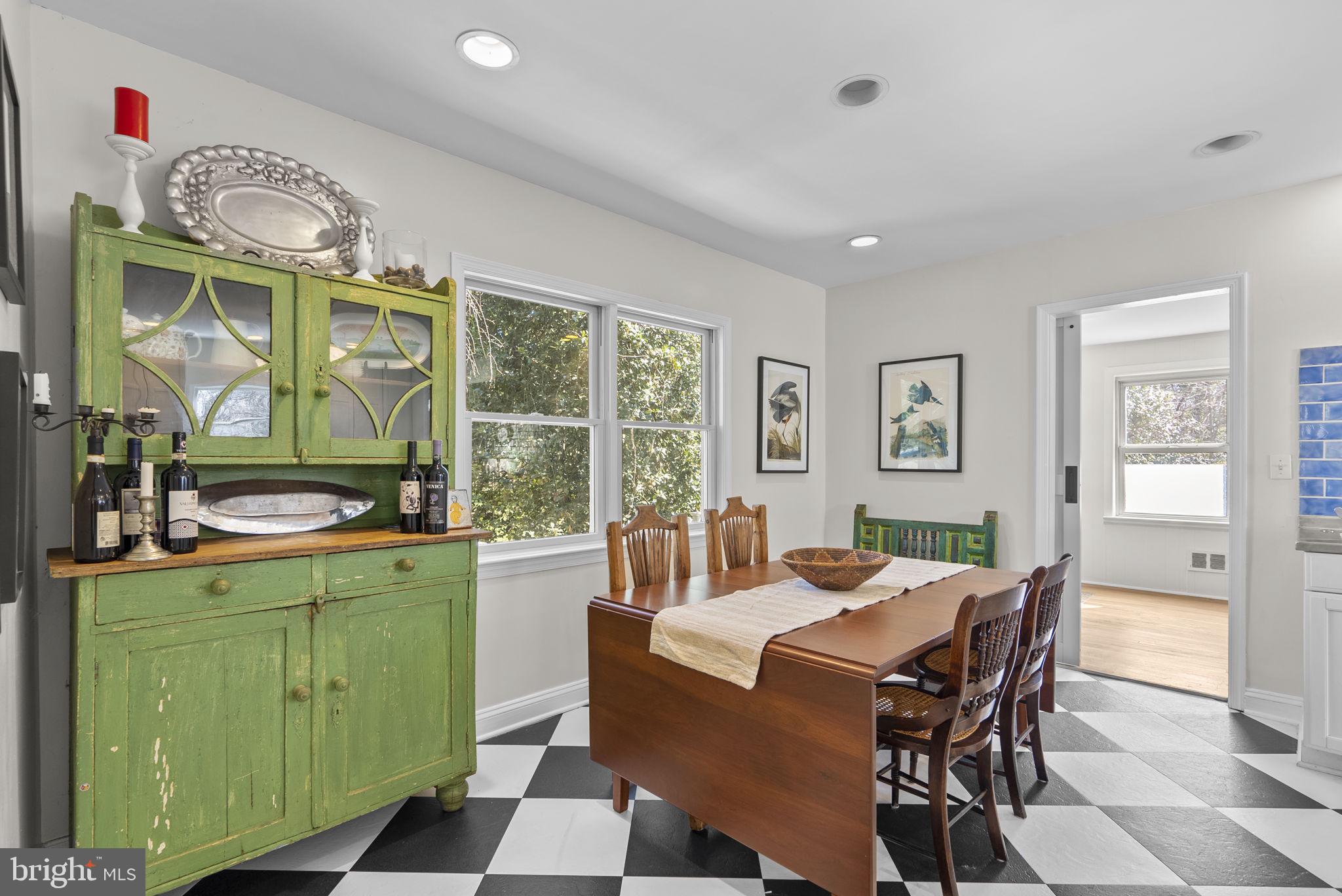 212 Dearborn Avenue Silver Spring, MD 20901 - Photo 17 of 42 Gourmet Kitchen with eat-in dining area