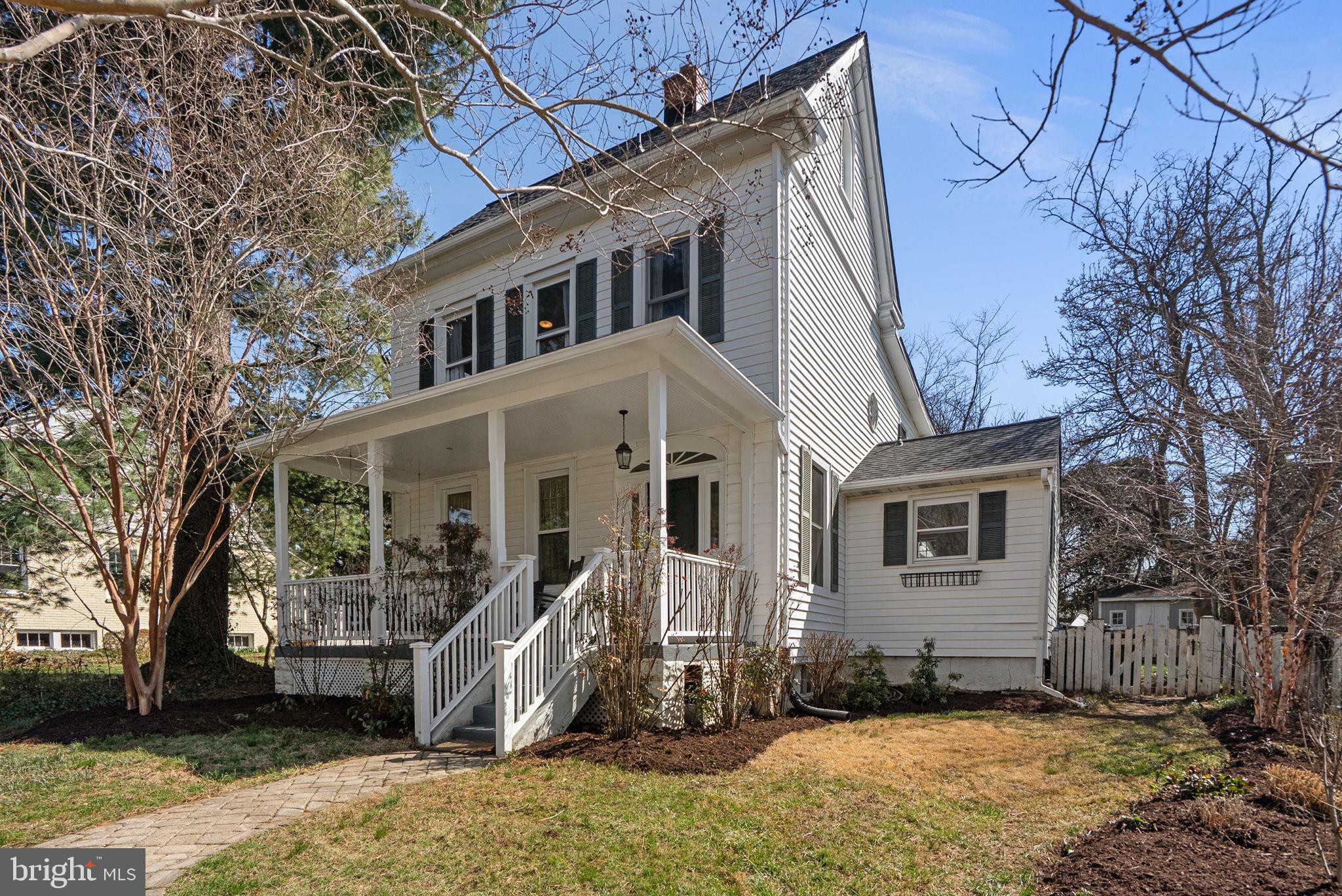 212 Dearborn Avenue Silver Spring, MD 20901 - Photo 3 of 42 Classic 1918 Charm!