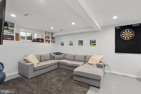 $739,000 | 212 Dearborn Avenue, Silver Spring, MD 20901