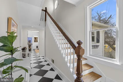 $739,000 | 212 Dearborn Avenue, Silver Spring, MD 20901