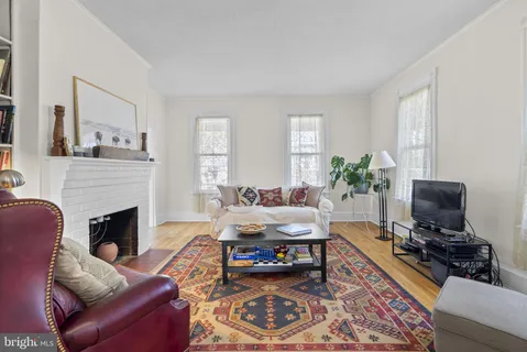 $739,000 | 212 Dearborn Avenue, Silver Spring, MD 20901