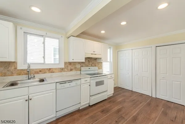 $3,000 | 108 Lafayette Street, Hackettstown, NJ 07840