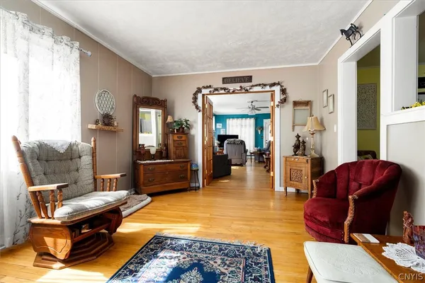 $184,900 | 337 Mac Arthur Parkway, Oneida, NY 13421