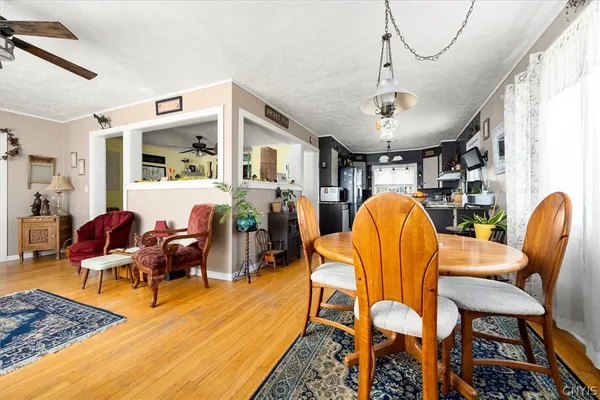 $184,900 | 337 Mac Arthur Parkway, Oneida, NY 13421