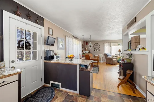 $184,900 | 337 Mac Arthur Parkway, Oneida, NY 13421
