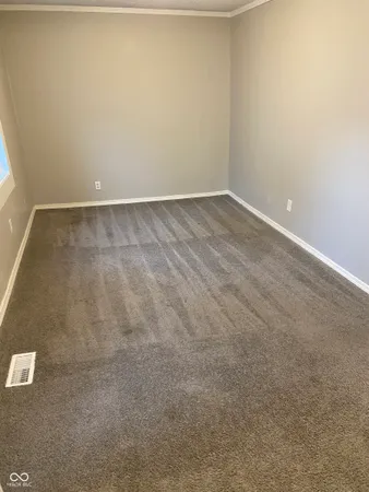 $995 | 1820 South M Street, Elwood, IN 46036