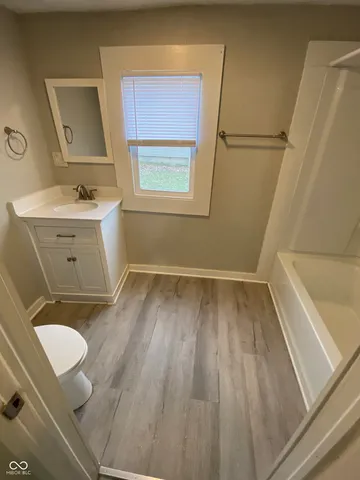 $1,050 | 1820 South M Street, Elwood, IN 46036