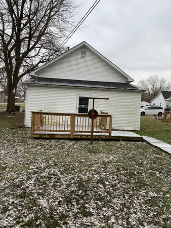 $995 | 1820 South M Street, Elwood, IN 46036