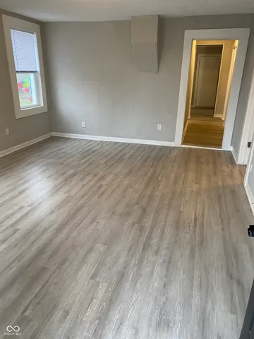 $1,050 | 1820 South M Street, Elwood, IN 46036