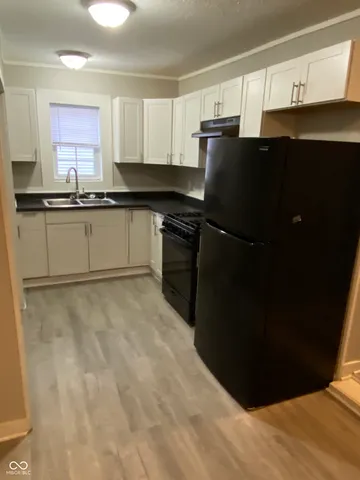 $1,050 | 1820 South M Street, Elwood, IN 46036