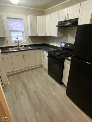 $1,050 | 1820 South M Street, Elwood, IN 46036