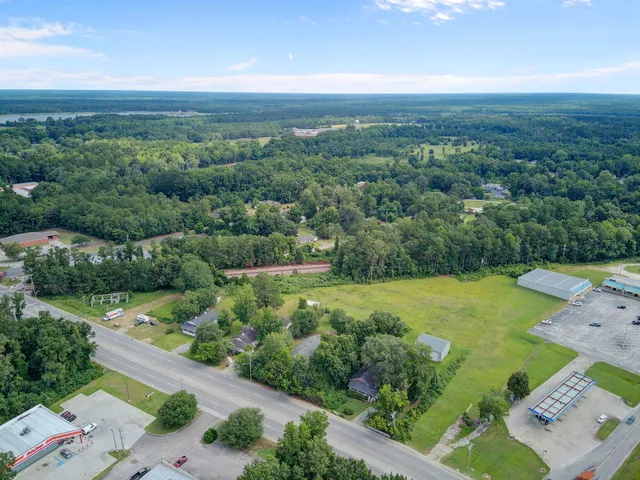 $200,000 | 3943 State Rd S-8-52, St. Stephen, SC 29479