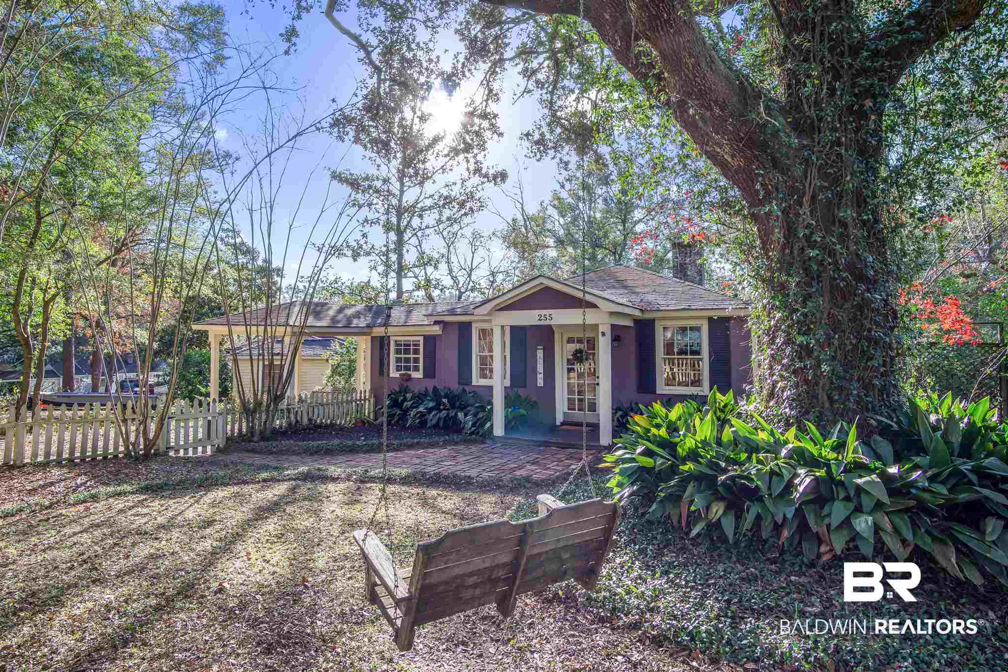 255 Azalea Circle West Mobile, AL 36608 - Photo 2 of 25